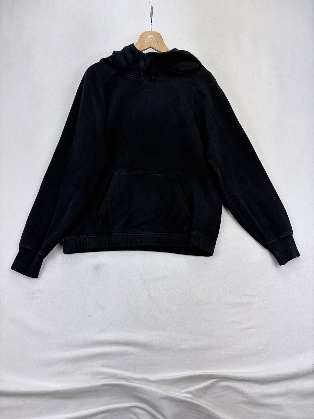 Lululemon Women's Black Pullover Hoodie Size 8 - Picture 2 of 10